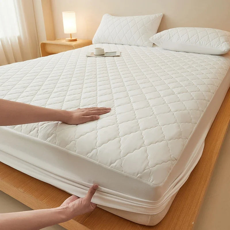 Waterproof Mattress Protector Embossed Bed Mattress Cover Soft Breathable Fitted Mattress Pad Cover 120/150/180/220x200 Washable