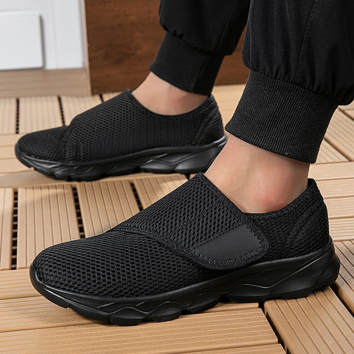 Zapatos ortopédicos casuales nuevos de ancho especial para pies hinchados con juanetes ajustables suaves y cómodos para diabéticos para caminar