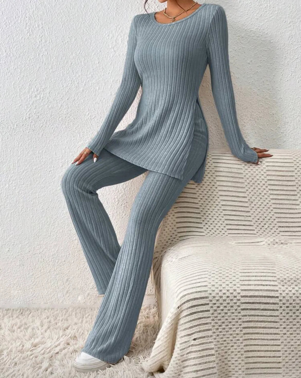 Ropa de Mujer Otoño Invierno Nuevo Estilo Color Sólido Sexy Casual Manga Larga Cuello Redondo Rajado Moda Temperamento Conjunto de Dos Piezas