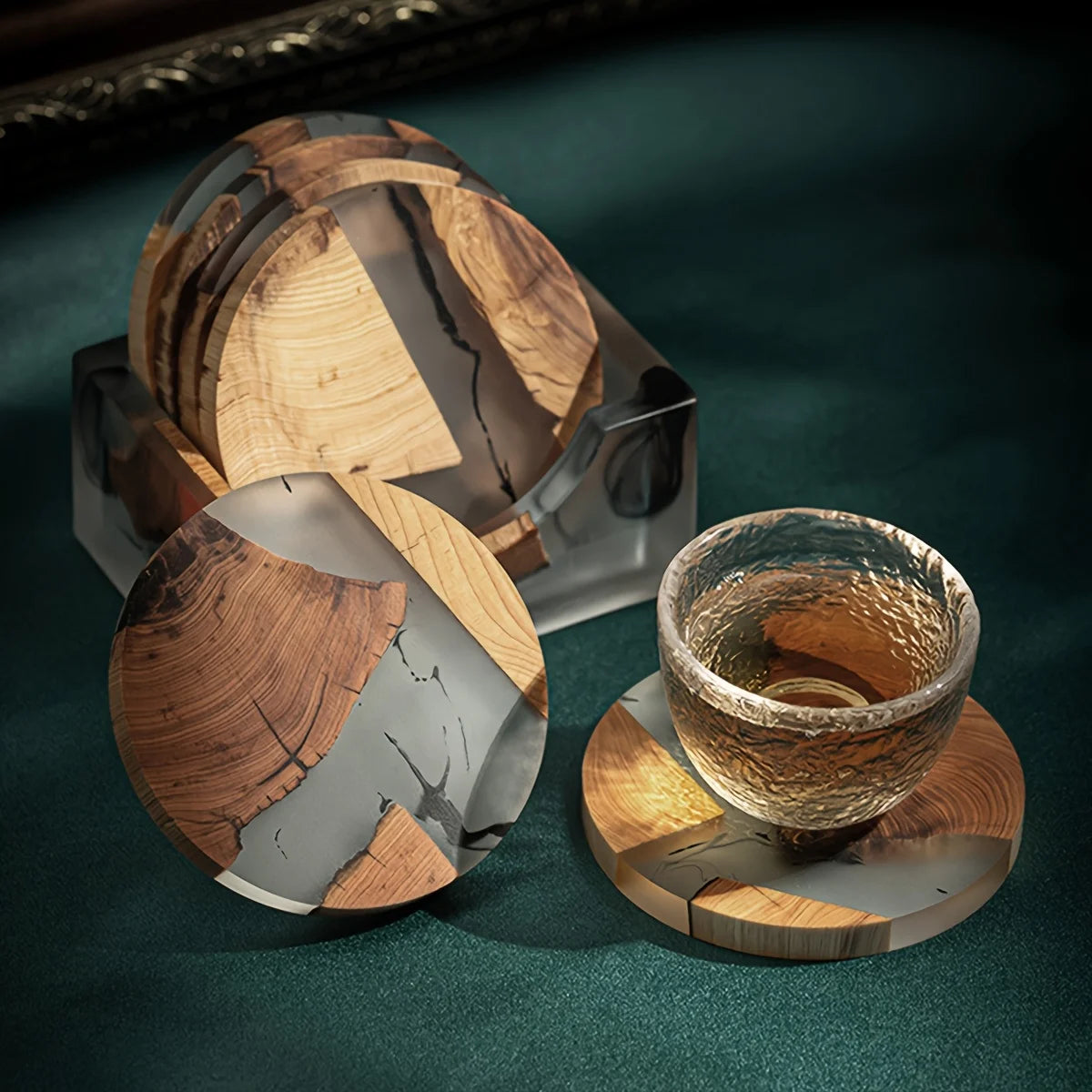 Wooden Round Coaster Set of 6 with Holder, Modern Epoxy Resin Coasters, Cedar Wood Coasters, Epoxy Drink Coasters for Tabletop
