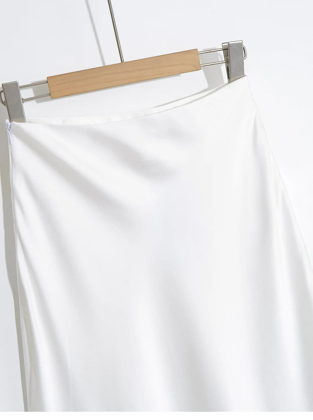 Elegant Satin Midi Slip Skirt with Side Zipper – Smooth & Flowing Fit for Versatile Styling