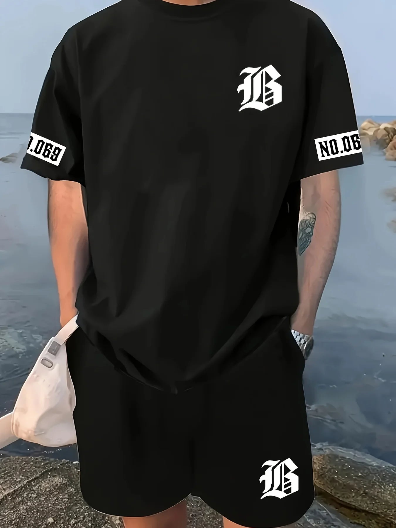Summer new men's set letter print casual fashion T-shirt Short sleeve shorts Sportswear casual everyday wear for both men a