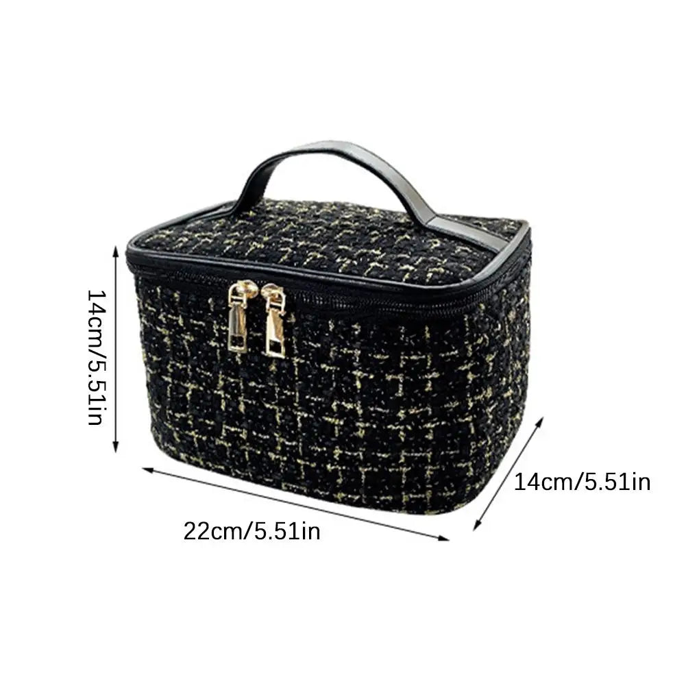 Fashion Makeup Bag Large Capacity Plaid Style Handheld Makeup Storage Bag Portable Women Household Travel Cosmetic Bag