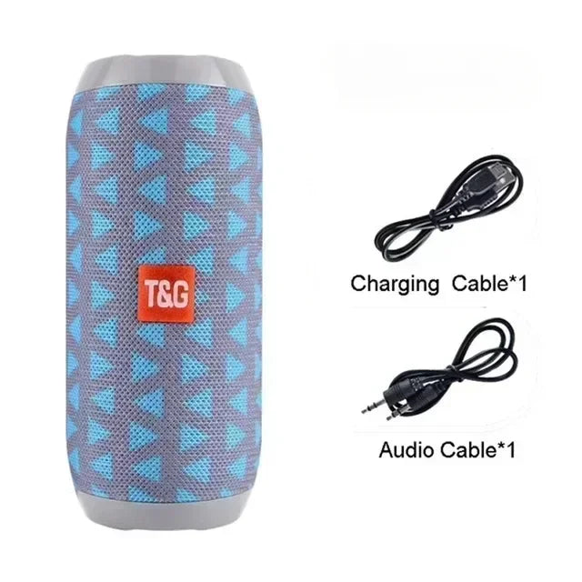 Altavoz portátil inalámbrico Bluetooth Subwoofer exterior impermeable Altavoz estéreo envolvente compatible con radio FM y tarjeta TF
