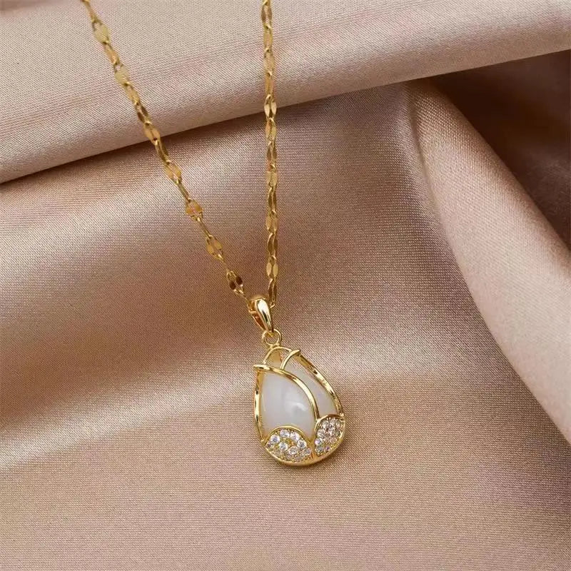 Elegant Tulip Drop Necklace for Women Opal Fashion Jewelry Golden Necklace Luxury Classic Party Clavicle Chain Jewelry Gifts