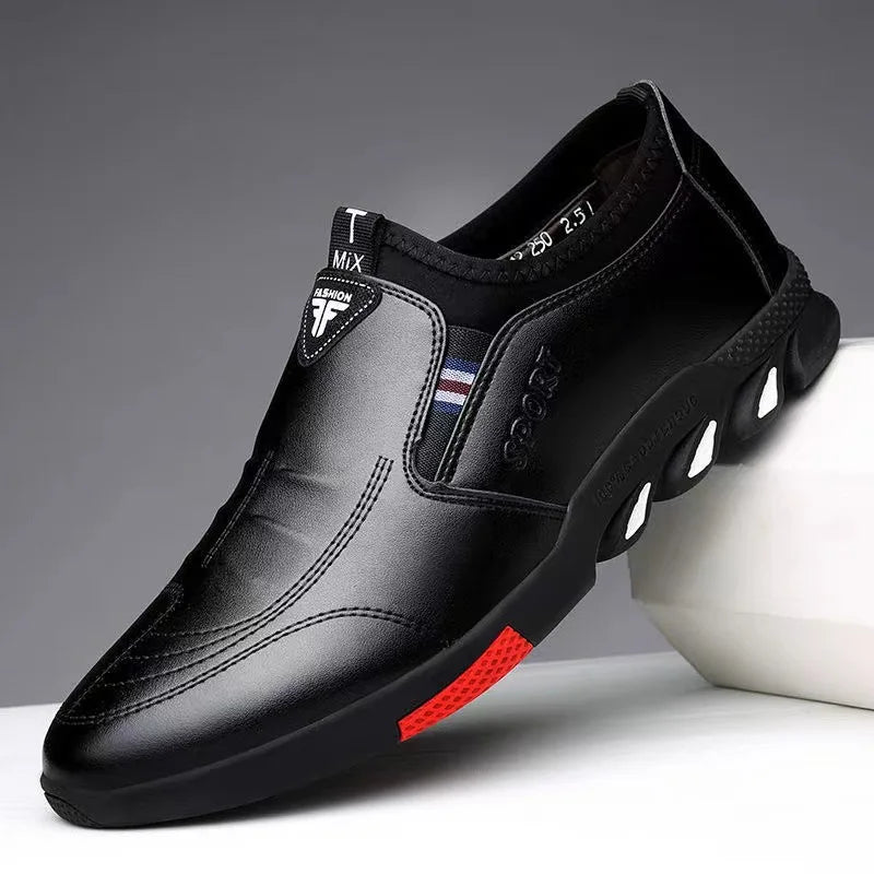 Herresko i skinn, forretningssko, fritidssko, myke såler, sklisikre loafers, mokkasiner, slip-on-sko for menn, pustende joggesko
