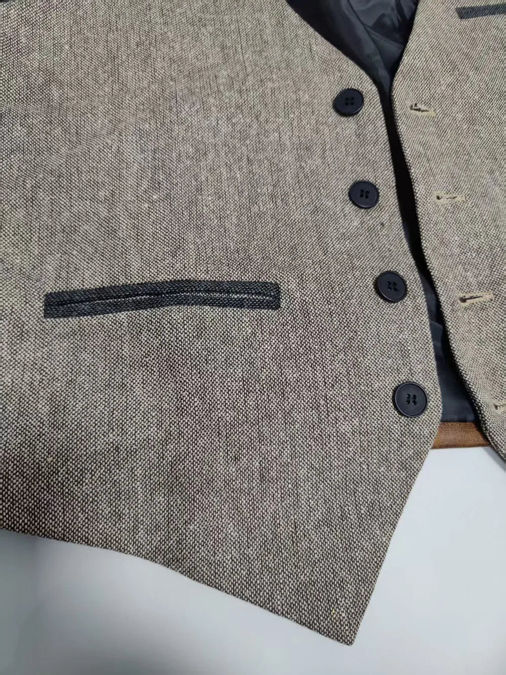 Sleeveless Vest for Men, Slim Fit Waistcoat with Belt, Stylish Outerwear, Summer Trendy Top