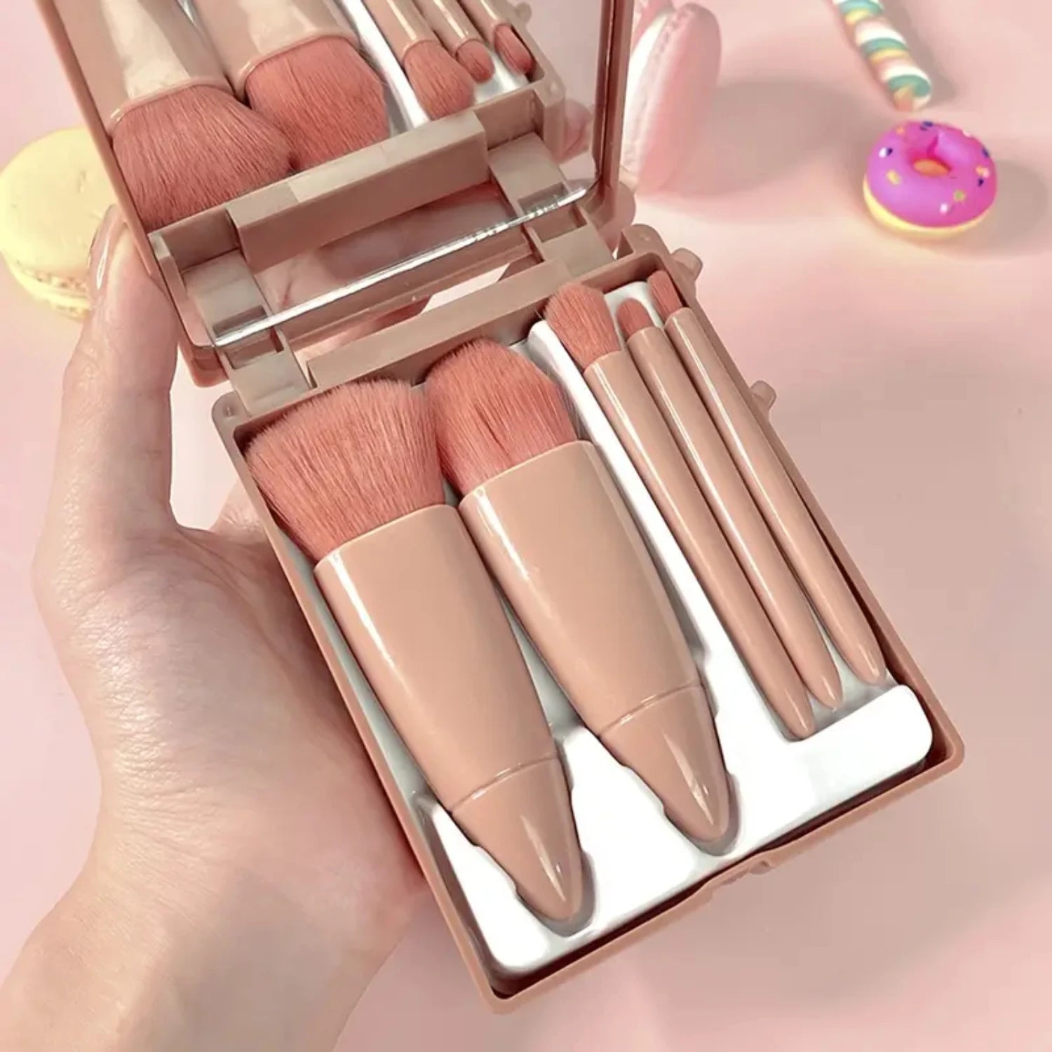 Portable Mini Delicate Soft Fiber Wool Cosmetic Brushes Kit - 5pcs Makeup Brush Set With Makeup Mirror And Storage Box. Perfect