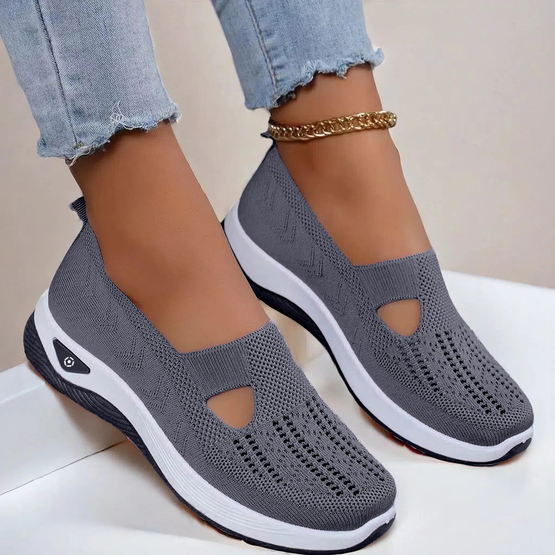 Zapatos de verano para mujer, de lona transpirable de malla, planos ligeros para caminar, zapatillas nuevas para mujer, zapatos vulcanizados, mocasines sin cordones