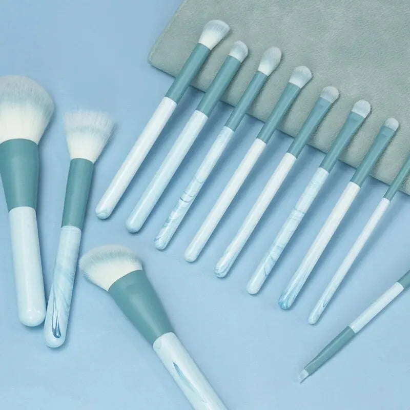 Juego de 12 brochas de maquillaje ultrasuaves, herramientas de maquillaje en polvo para principiantes, brocha para rubor puntiaguda, brocha para corrector, brocha delineadora de ojos tipo cuchillo