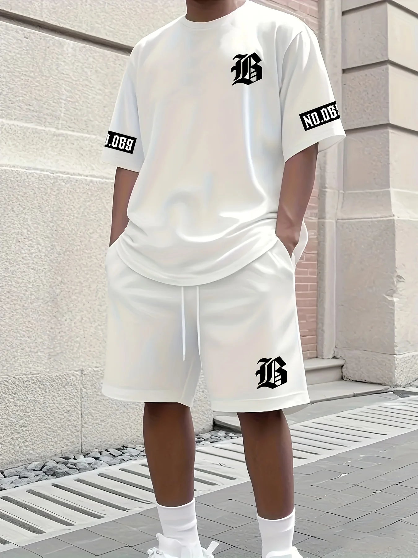 Summer new men's set letter print casual fashion T-shirt Short sleeve shorts Sportswear casual everyday wear for both men a