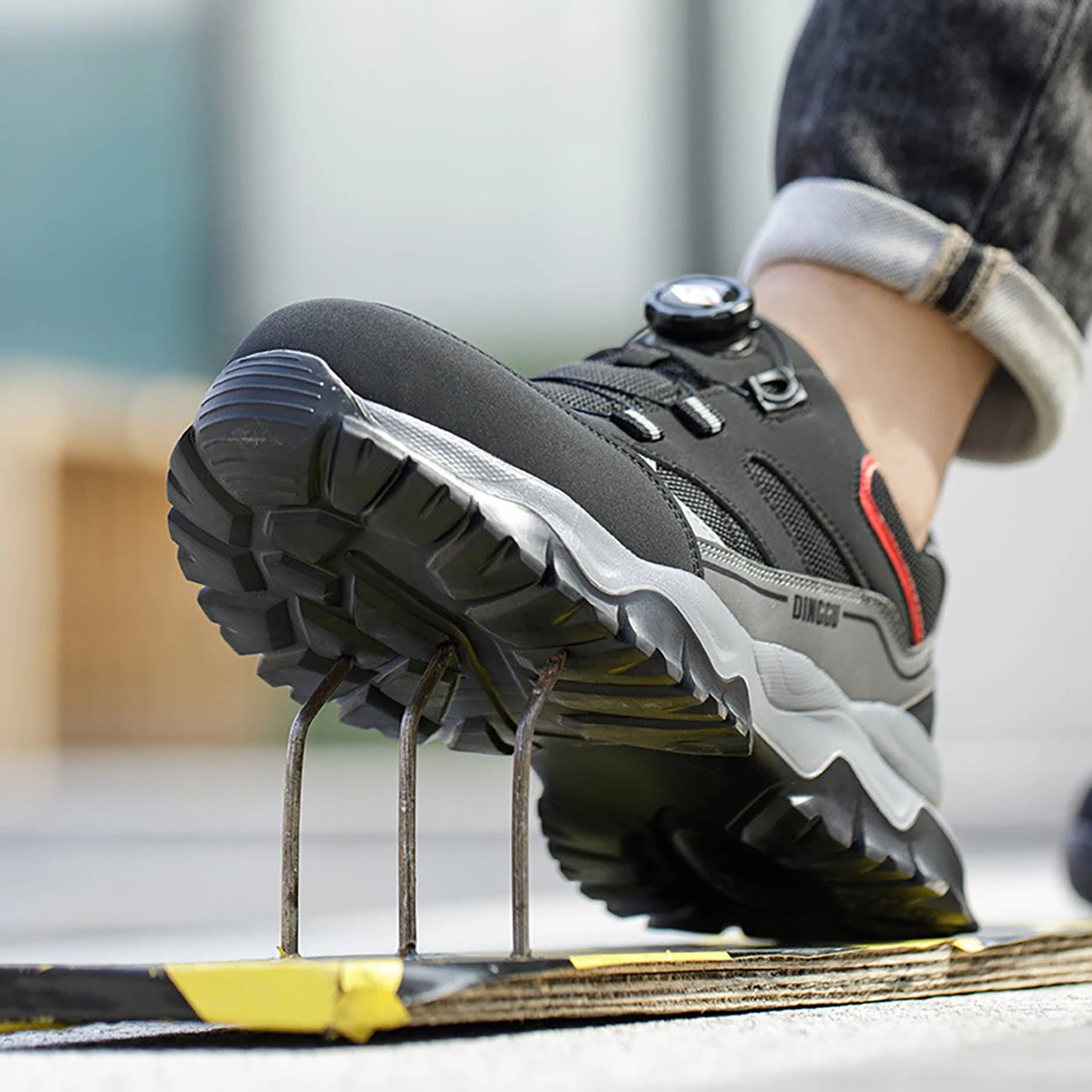 Warehouse Work Shoes for Men Shock Absorbing Anti-Smash Design,Light Sneaker Safety Shoes With Steel Toe Cap Anti-Piercing,