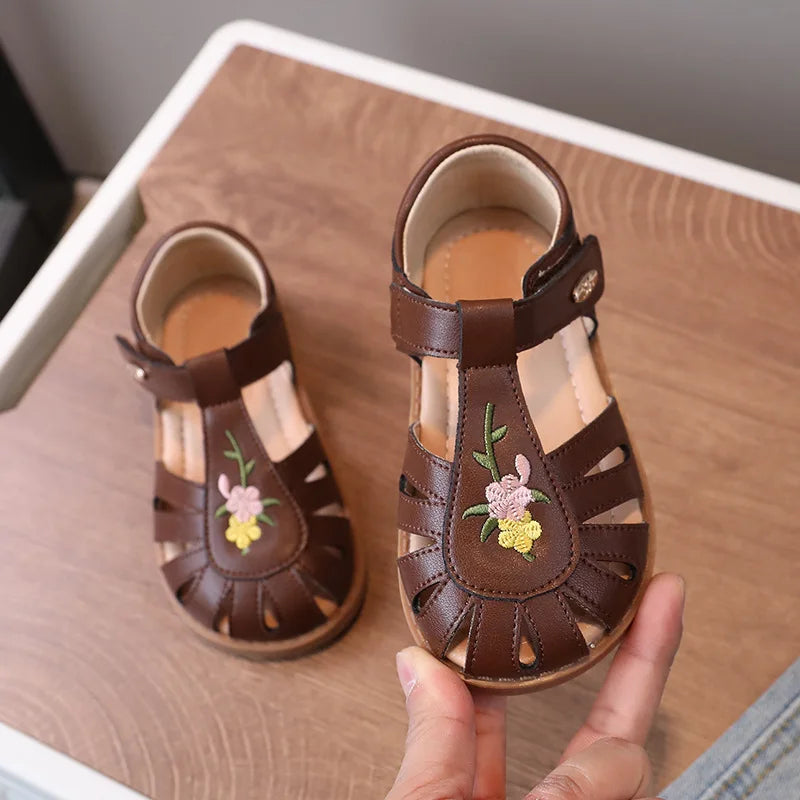 Children's Sandals Summer Lovely Embroidered Flowers Baby Girls Fashion Sandals Breathable Kids Shoes Beach Sandals