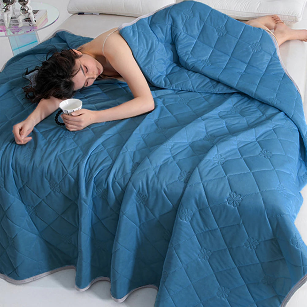 Cooling Blanket for Bed Silk Air Condition Comforter Lightweight Cooled Summer Quilt with Double Side Cold&Cooling Fabric GradeA
