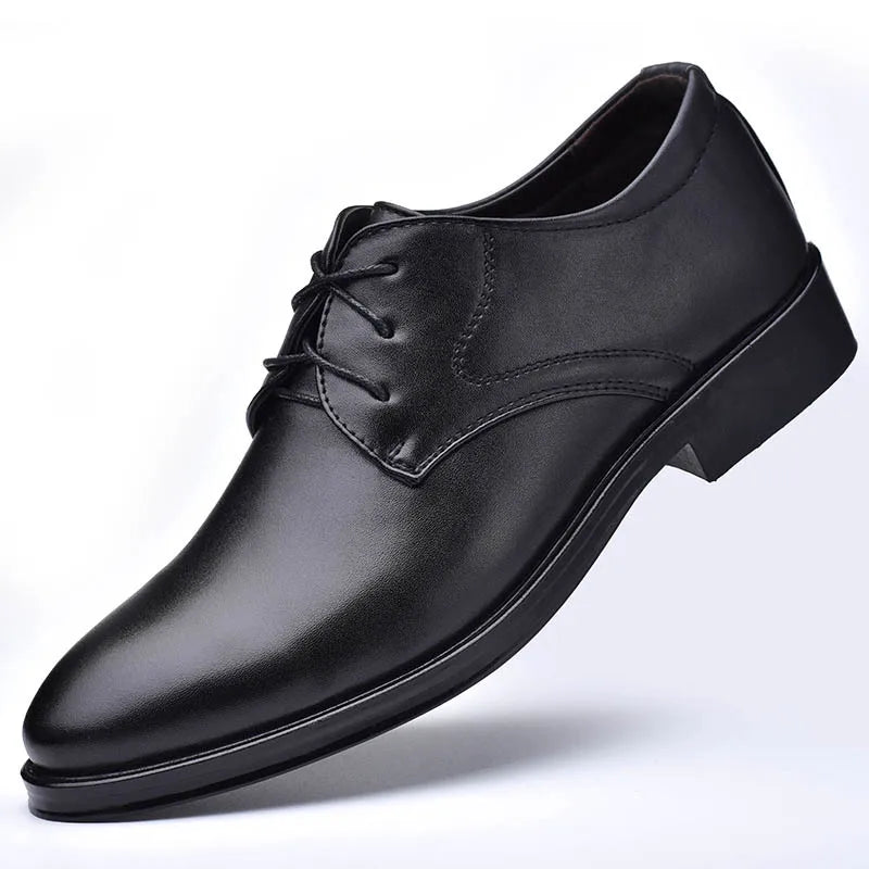Chaussures habillées pour hommes, chaussures décontractées en cuir, chaussures de mariage, de créateur, à bout pointu, noires, pour le bureau et l'hiver
