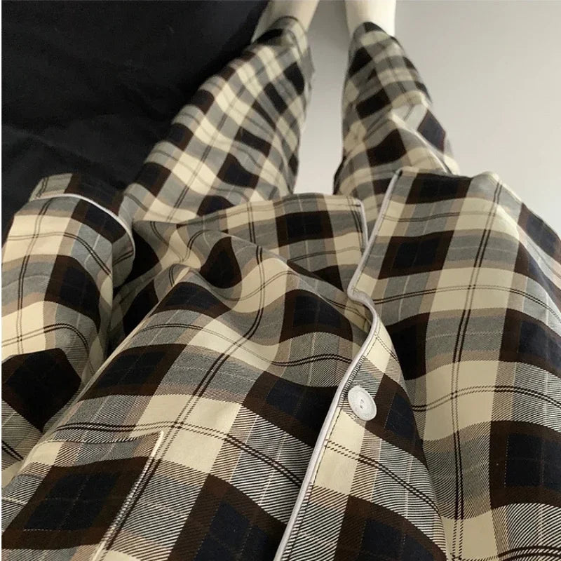 Tendencia Moda Vintage Cuadros Negros Estampado Pijamas Mujer Literario Madura Perezoso Casa Casual Lounges 2025 Primavera Nuevo Pijama Seda Leche