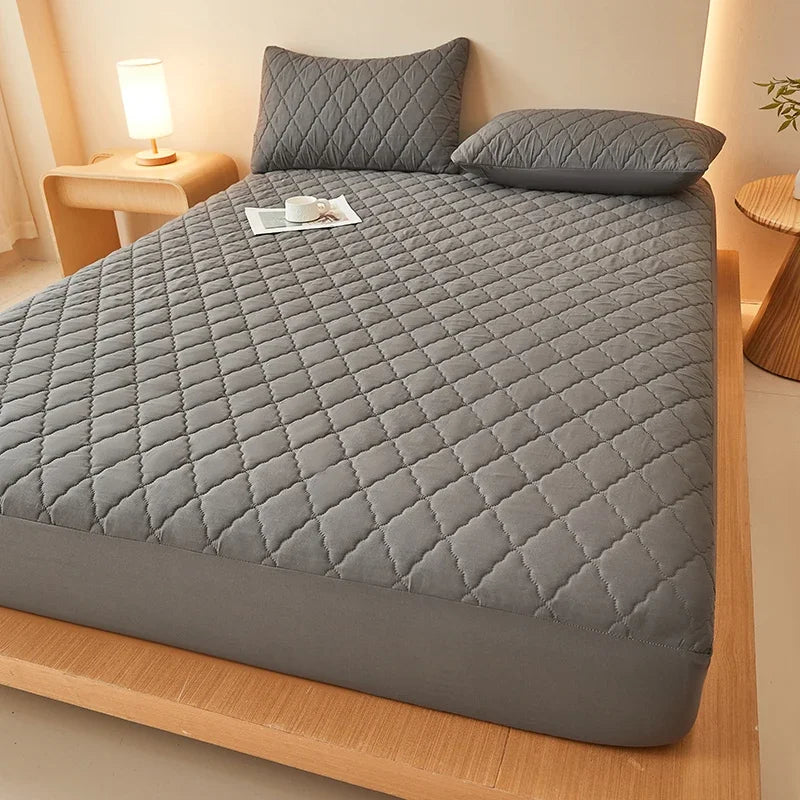 Waterproof Mattress Protector Embossed Bed Mattress Cover Soft Breathable Fitted Mattress Pad Cover 120/150/180/220x200 Washable