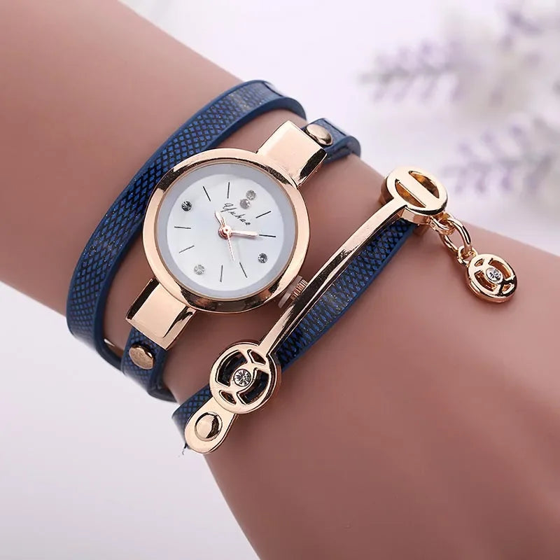 Fashion Women Bracelet Watch Gold Quartz Watches Wristwatch Women Dress Leather Casual Bracelet Ladies Watches Hot Selling Gift