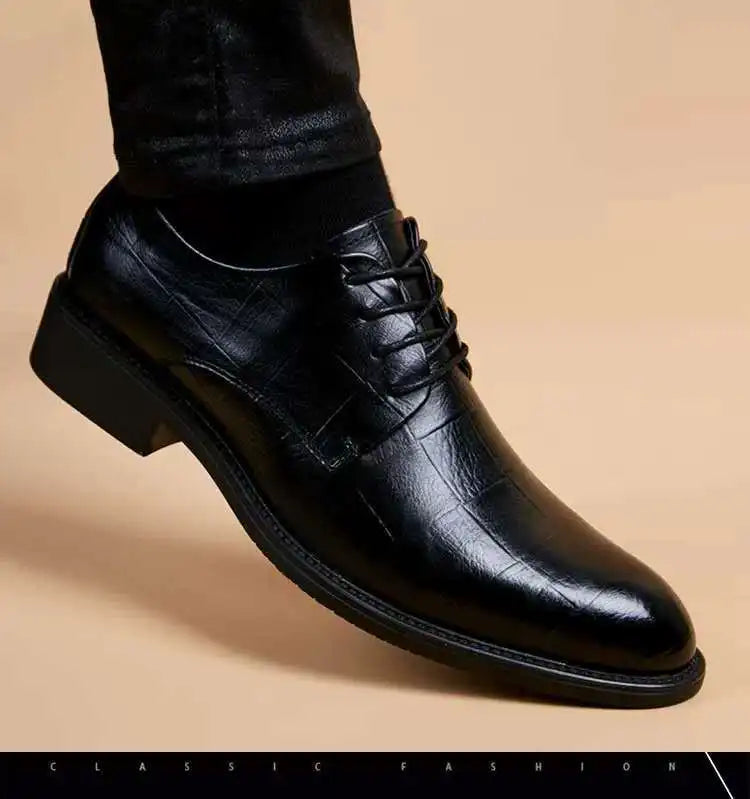 Nuevos Zapatos de Traje Negro para Hombre Fiesta Zapatos de Vestir para Hombre Cuero Italiano Zapatos Hombre Zapatos Formales Hombre Oficina Sapatos Sociales Masculino
