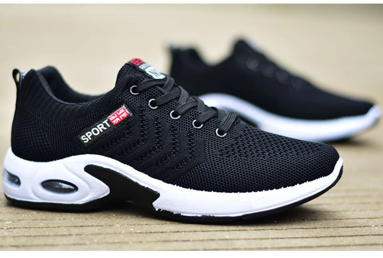 New spring trend sports men's shoes Lace-up thick sole casual breathable fashion shoes Large size Wear skid resistance