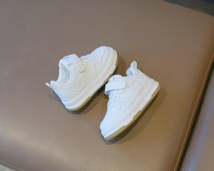 Children's White Shoes Spring and Autumn Kid's Sports Shoes Anti slip Lightweight Boys Board Shoes Soft Sole Baby Casual Shoes