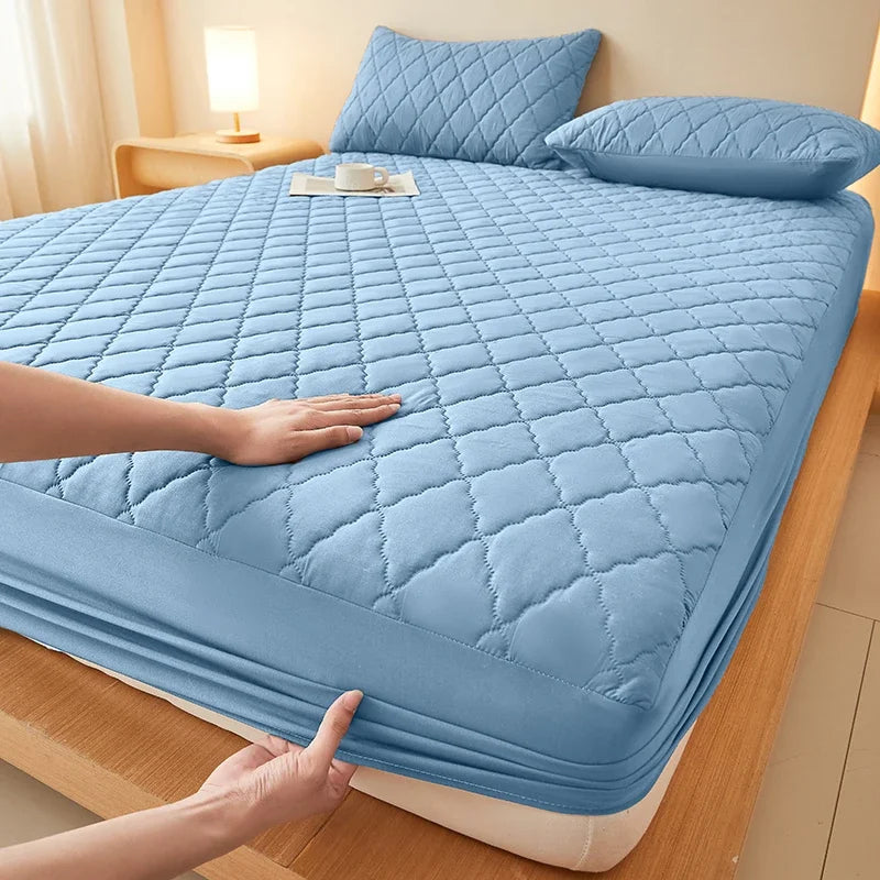 Waterproof Mattress Protector Embossed Bed Mattress Cover Soft Breathable Fitted Mattress Pad Cover 120/150/180/220x200 Washable