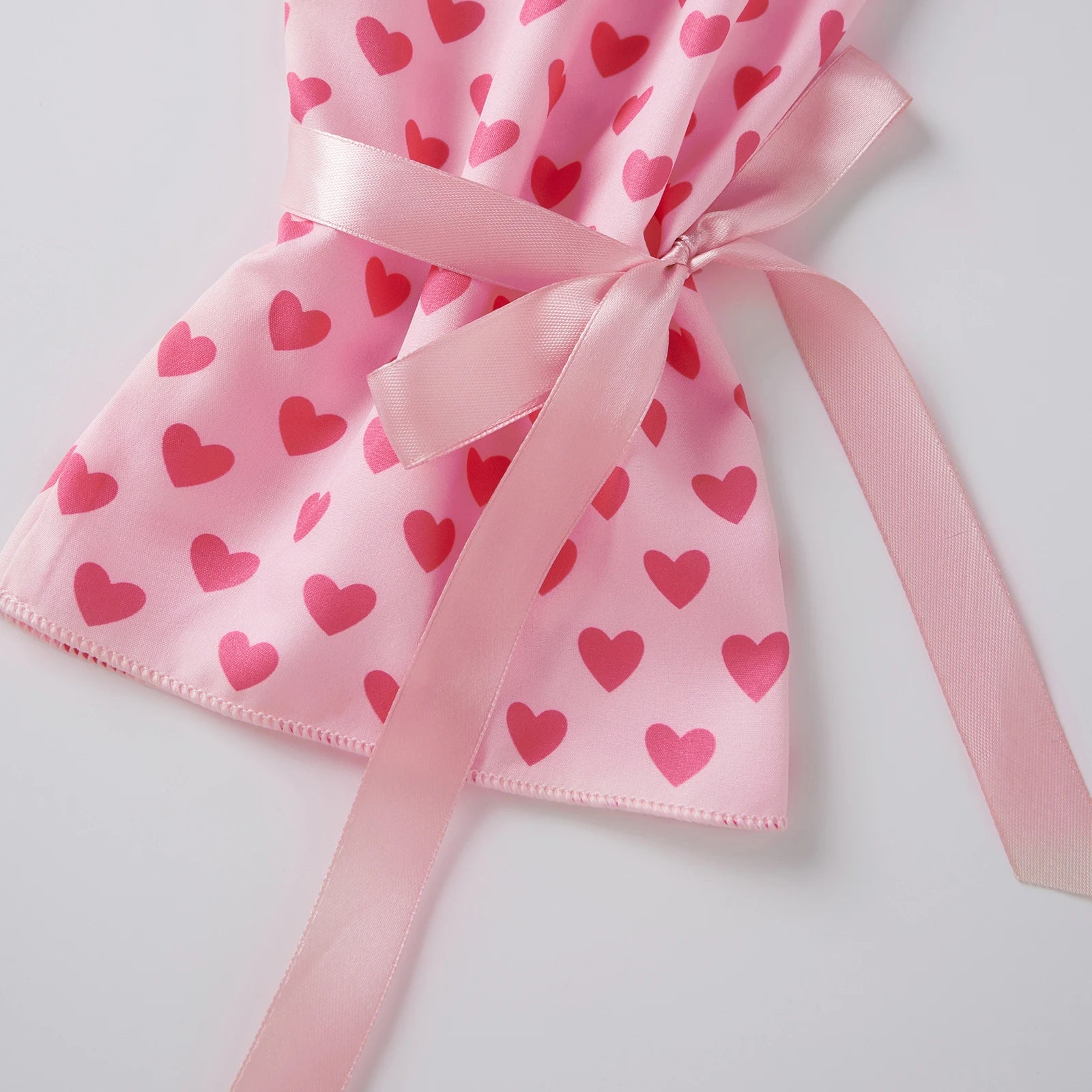 Conjunto de pijama con estampado de corazones