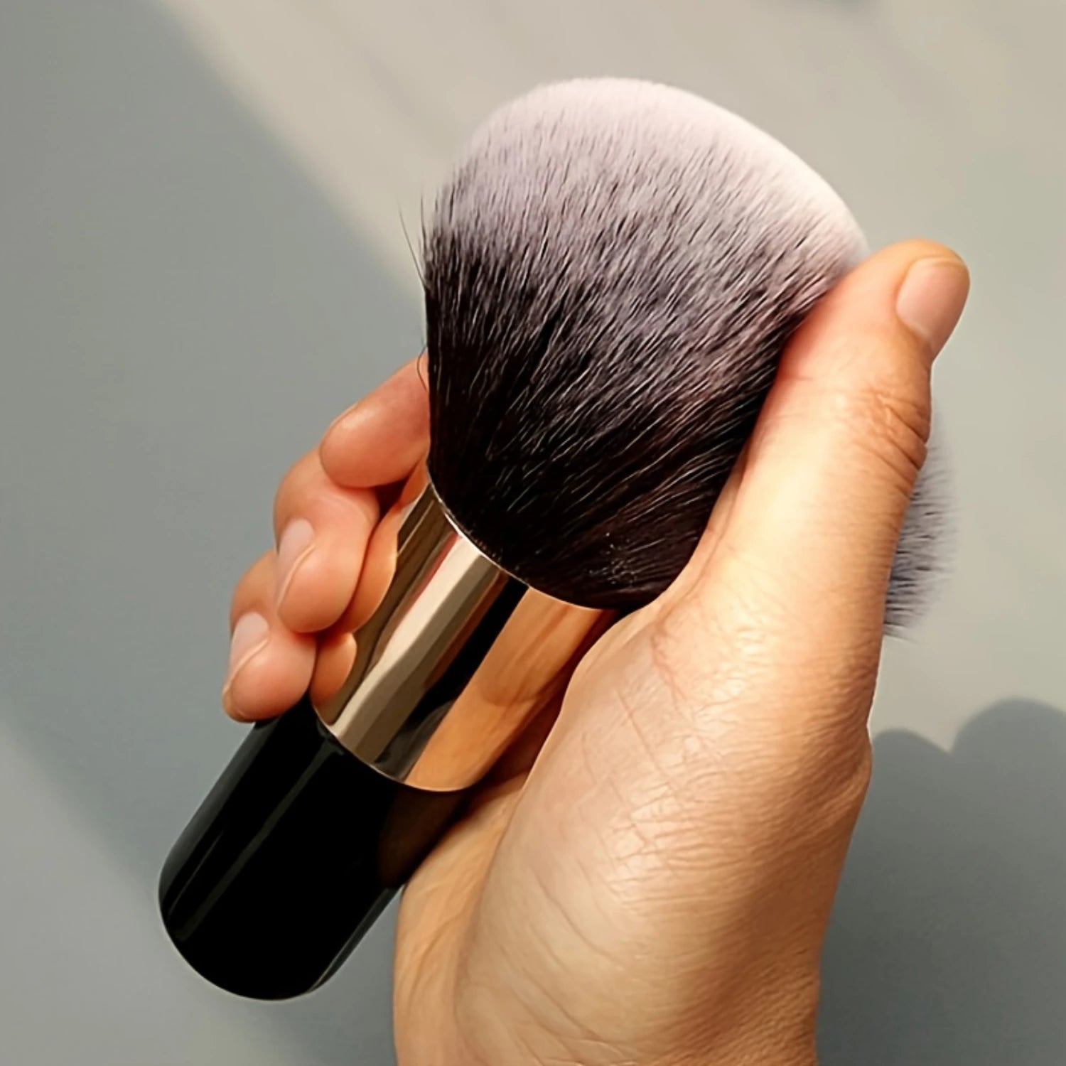 Powder Brush, Soft Long Hair Blush Large Loose Foundation Brush Wet-Dry Cosmetic Tool Beauty Tool For Beginners