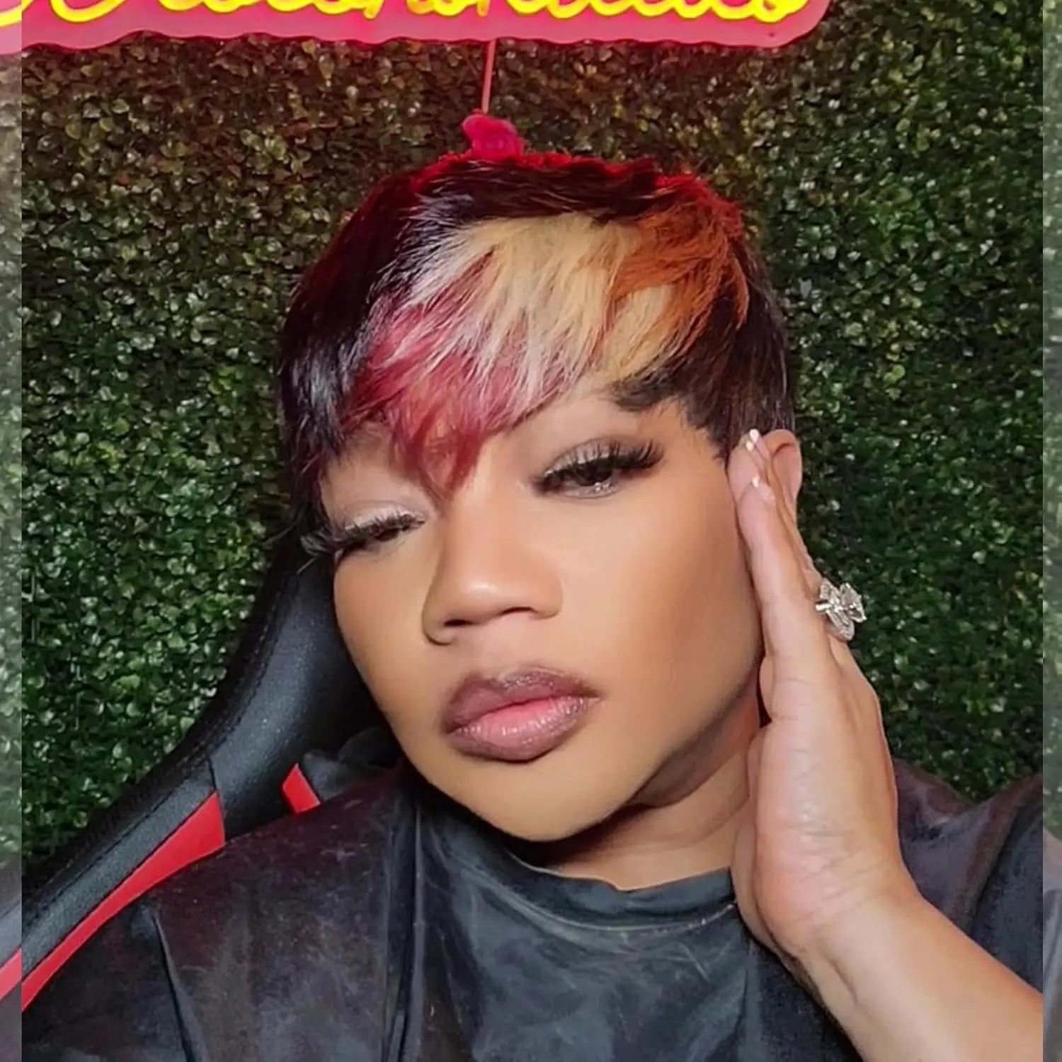 Short Pixie Cut Human Hair Wigs Natural Look Short Layered Bangs 1B Red Blonde Colorful Machine Made Wigs for Women
