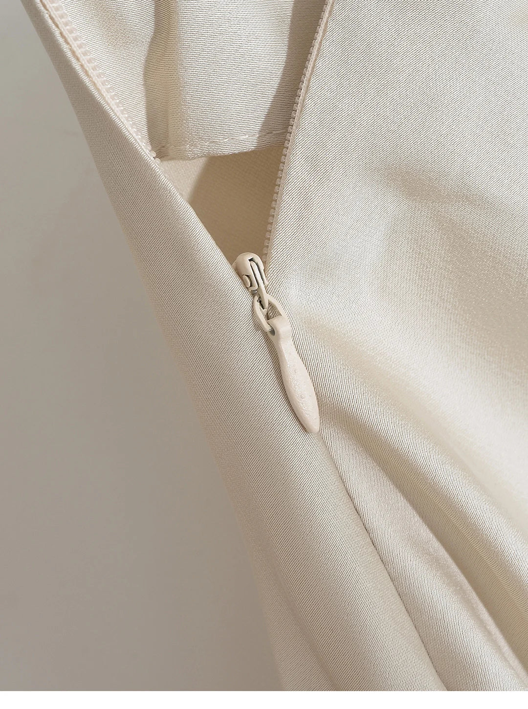 Elegant Satin Midi Slip Skirt with Side Zipper – Smooth & Flowing Fit for Versatile Styling