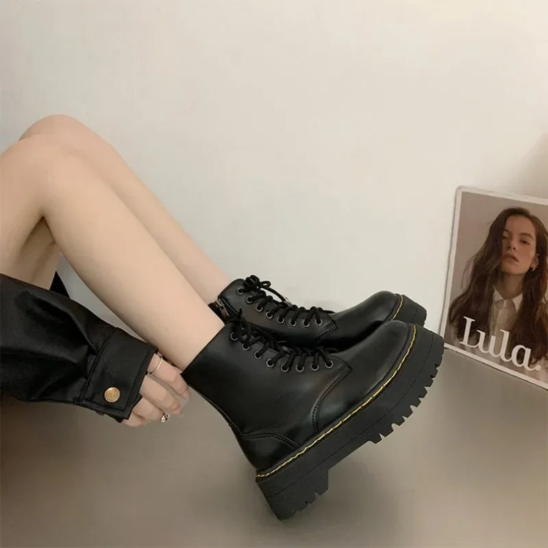 Women Fashion Boots Casual Shoes Woman Leather Chelsea Ladie Classic Punk Female Goth High Platform Boots Women Botas Mujer