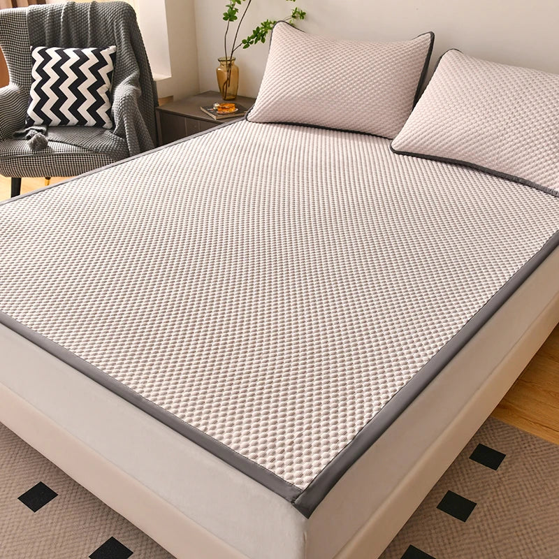 Cooling Mattress Smooth Air Condition Comforter Lightweight Cushion Cool Feeling Fibre Skin-friendly Breathable Mat Pad 1Pc