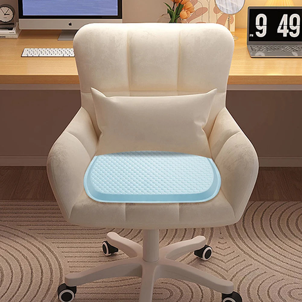 Cool Down Summer with The Universal Car Honeycomb Ice Filigree Gel Cushion Car Seat Cushion Ergonomic and Comfortable for Riding