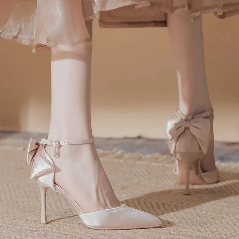 Wedding Heels Women Luxury Brand Design String Bead Pearls High Heels Ladies Sexy Elegant Pointed Toe White Black Pumps2025