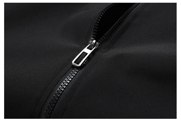 New Men's Jacket 2025 Spring Autumn Thin Windproof Jacket Men's Casual Mountaineering Camping Waterproof Coat Men Clothing