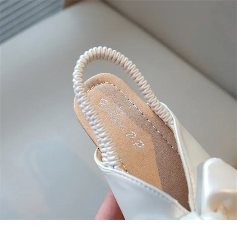 Kids Sandals for Girls 2025 New Summer Anti-slippery Soft Sole Toddler Beach Shoes  Sweet Bowknot Princess Slip-on Barefoot