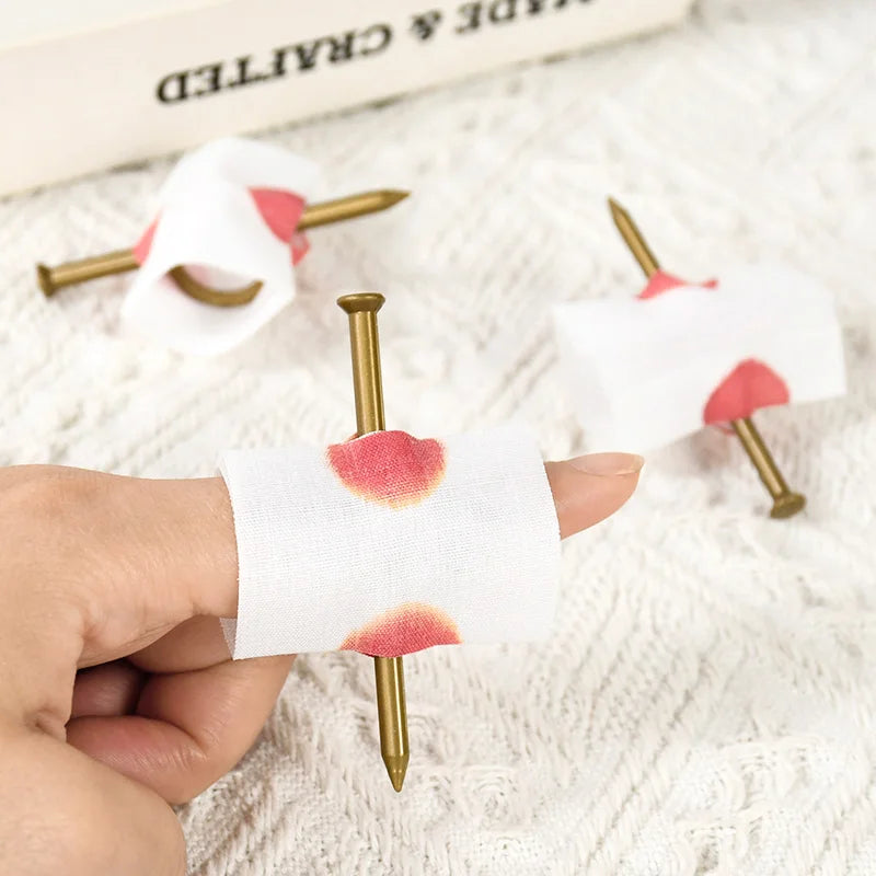 5/10Pcs New Fake Nail Through Finger Prank Toy Kids Novelty Magic Friend Halloween Scare Trick Toy Props