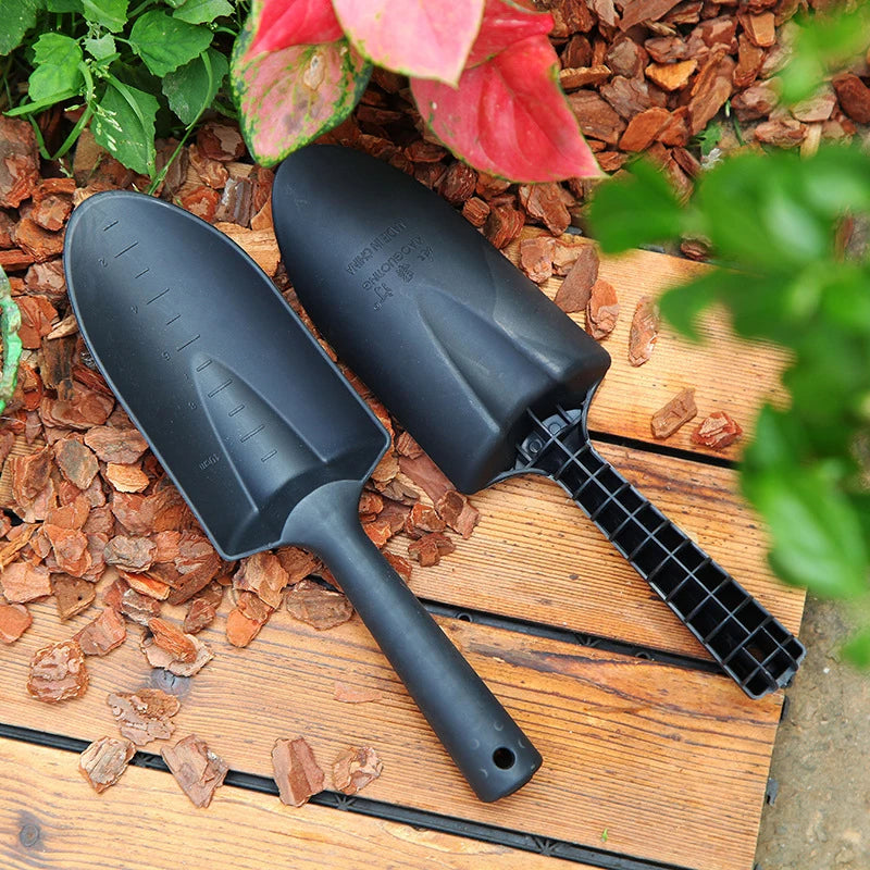 Gardening Plastic soil  Shovel for planting flowers and Loosening Soil Tools