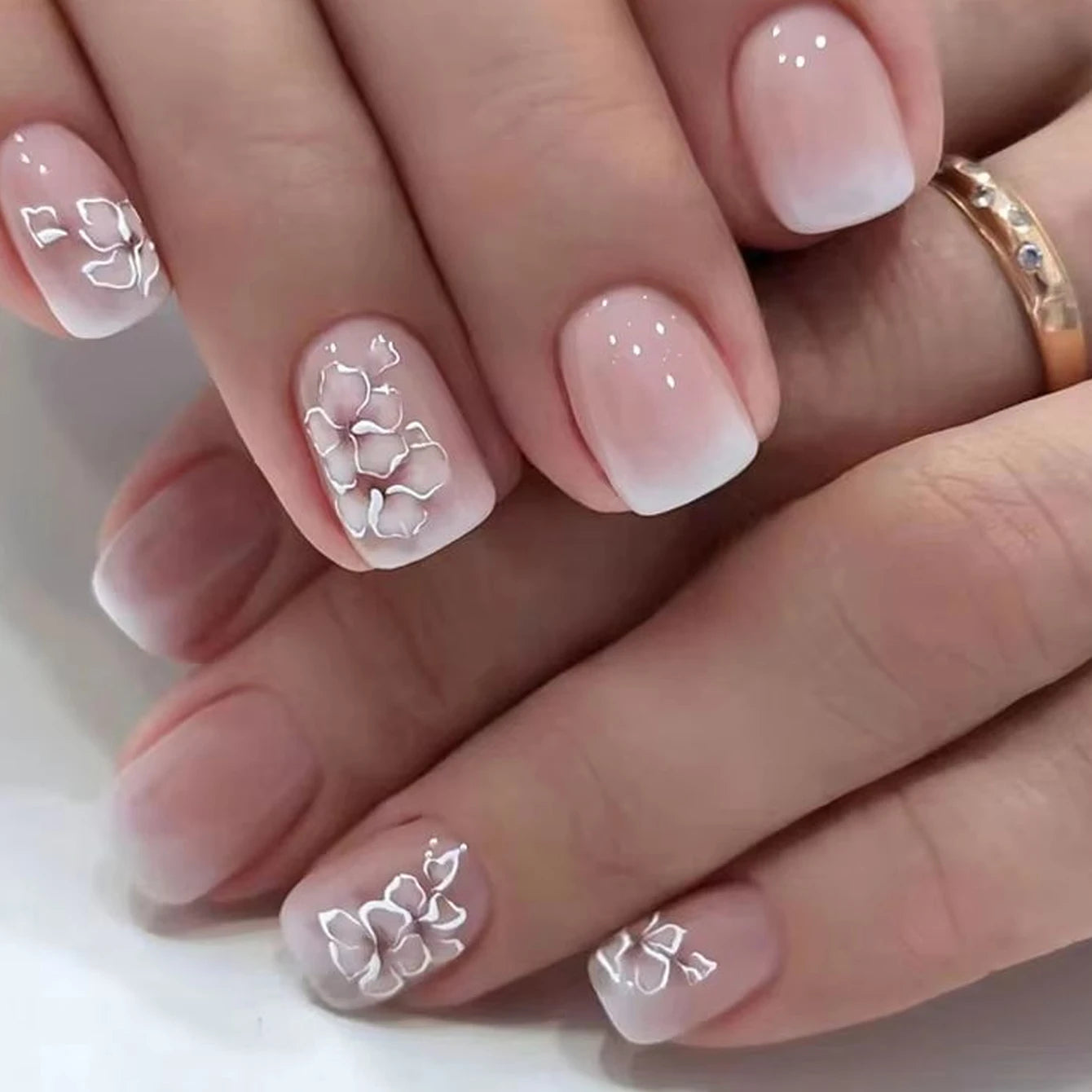 24 pcs short square French simple flower nails +1 nail glue +1 nail file