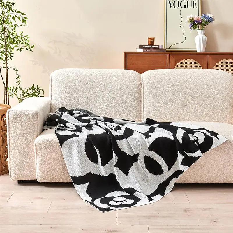 Simple Two-Color Camellia Knitted Blanket Soft Spring and Summer Office Nap Sofa Blankets High-End Multi-Purpose Single Quilt