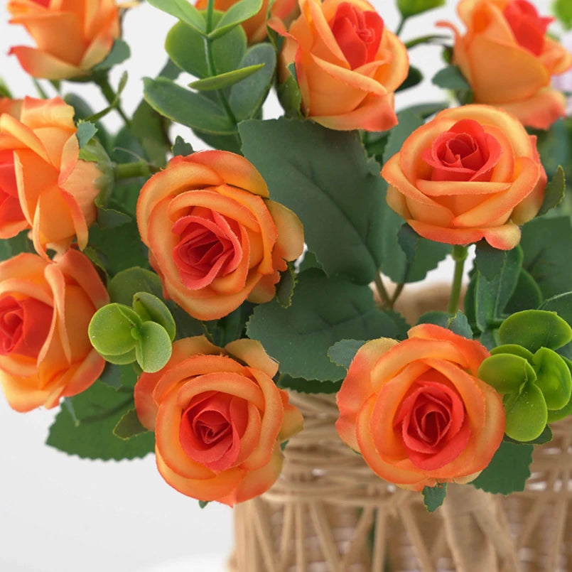 Artificial Flowers Vases Home Decor Outdoor Garden Festival Eucalyptus Leaves Fake Plants Wedding Party Silk Roses Bouquet Cheap