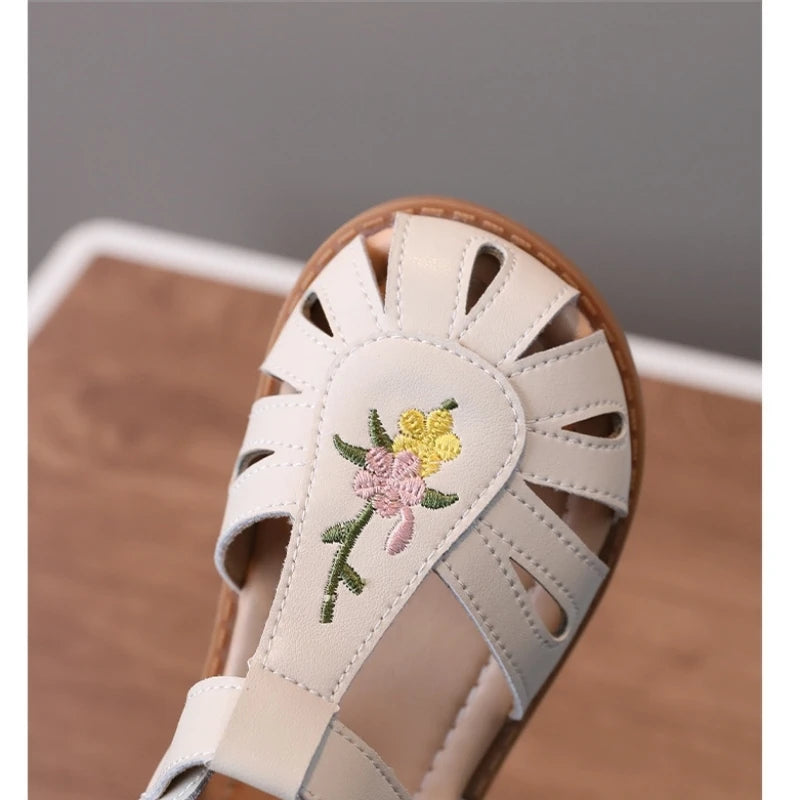 Children's Sandals Summer Lovely Embroidered Flowers Baby Girls Fashion Sandals Breathable Kids Shoes Beach Sandals