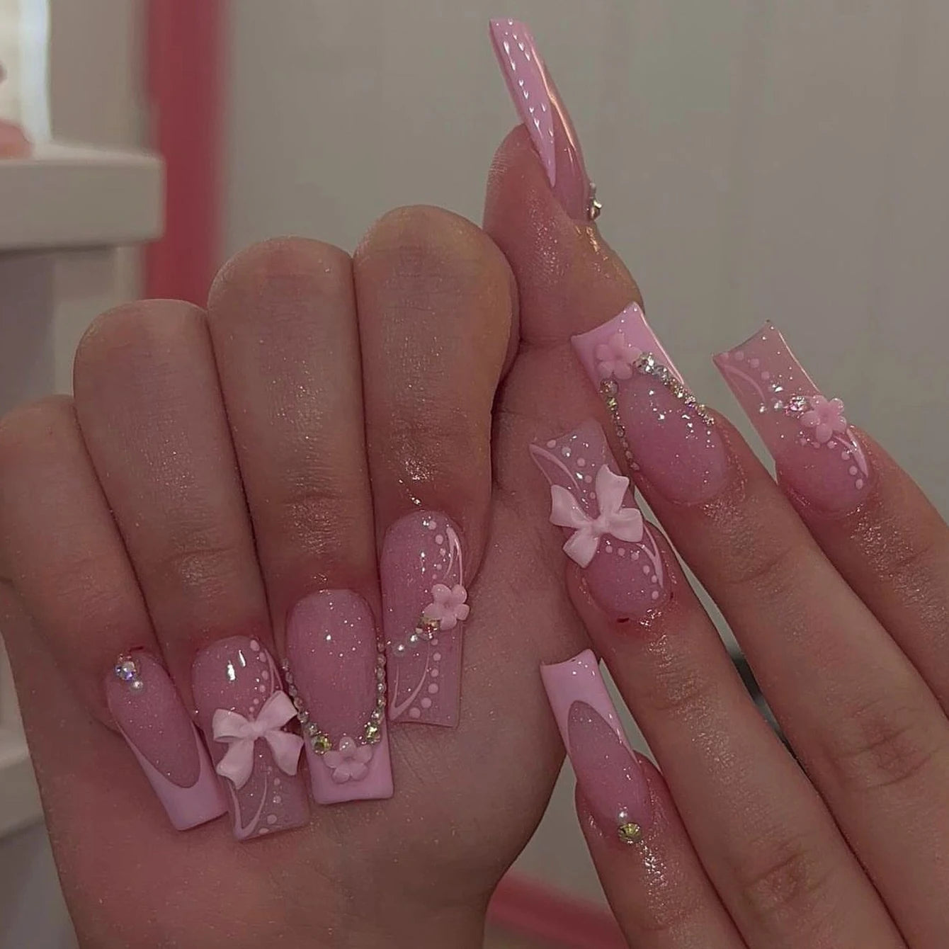 24PCS- Coffin nail plate, 3D 3D pink bow, pink flower pattern decoration, rhinestone setting, suitable for fashionable girls
