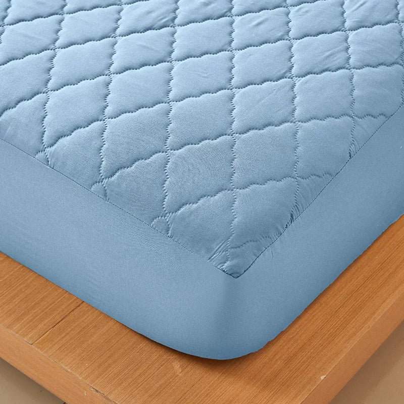 Waterproof Mattress Protector Embossed Bed Mattress Cover Soft Breathable Fitted Mattress Pad Cover 120/150/180/220x200 Washable