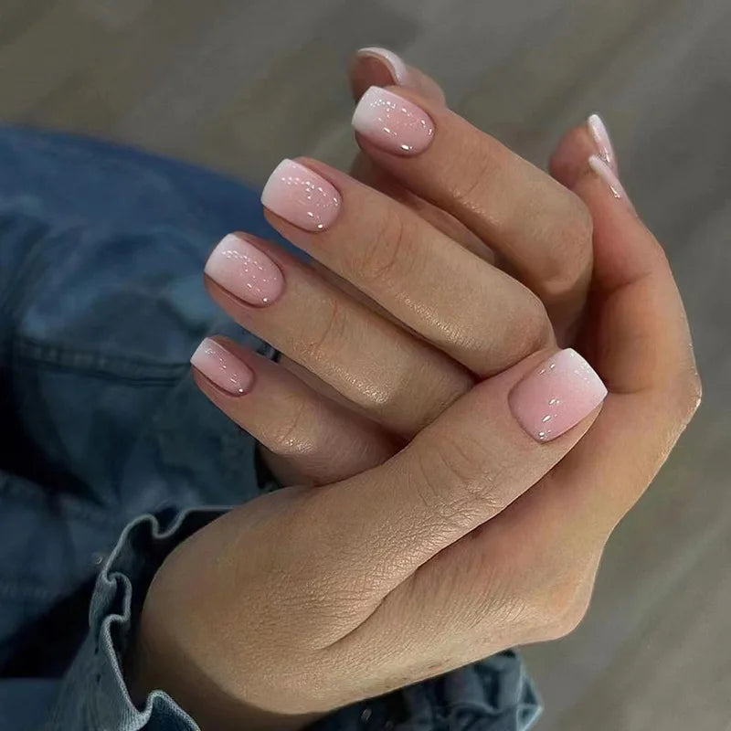 Uñas francesas azules