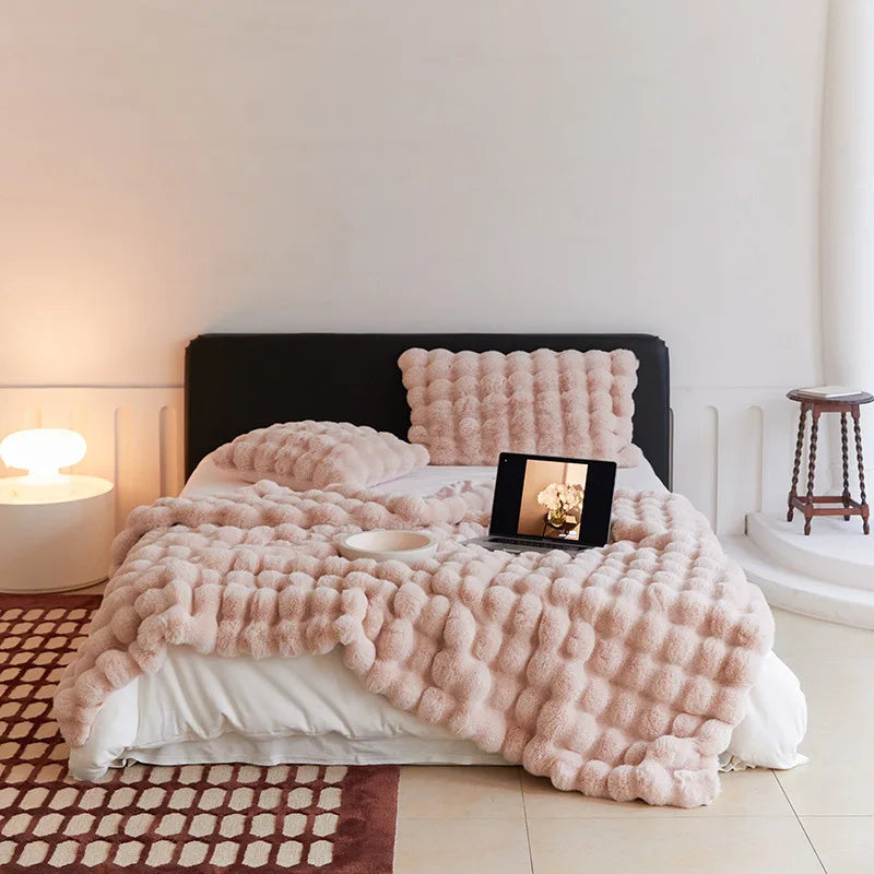 Fur Blanket for Winter Luxury Warmth Super Comfortable Blankets for Beds High-end Warm Winter Blanket for Sofa