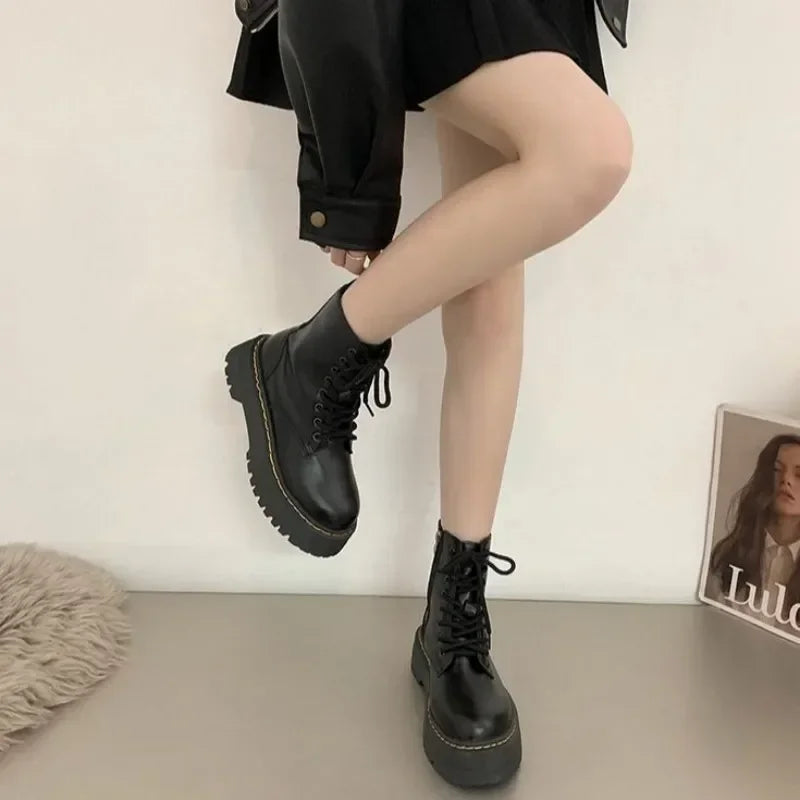 Women Fashion Boots Casual Shoes Woman Leather Chelsea Ladie Classic Punk Female Goth High Platform Boots Women Botas Mujer
