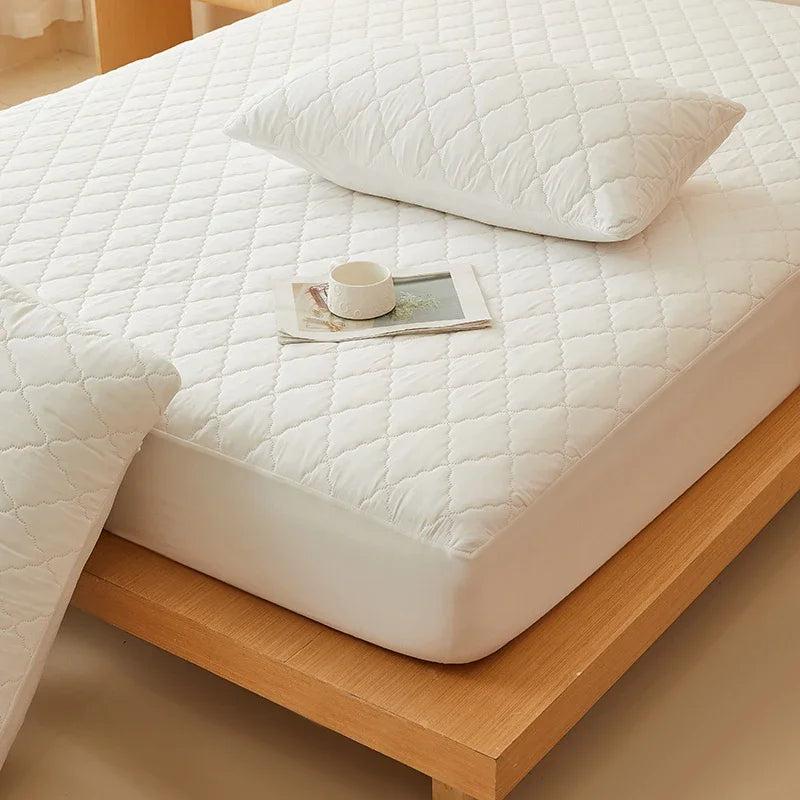 Waterproof Mattress Protector Embossed Bed Mattress Cover Soft Breathable Fitted Mattress Pad Cover 120/150/180/220x200 Washable